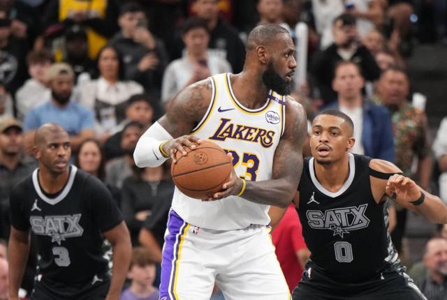 詹眉最佳模式上线！詹皇三双破纪录，浓眉40+12无解